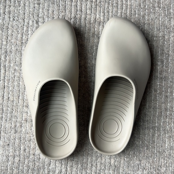 Men’s Balenciaga Logo Pool Closed Clog Beige Size EU 43/US 10 - Picture 8 of 10